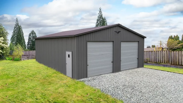 32x40x11 Metal Commercial Building - Vertical Roof